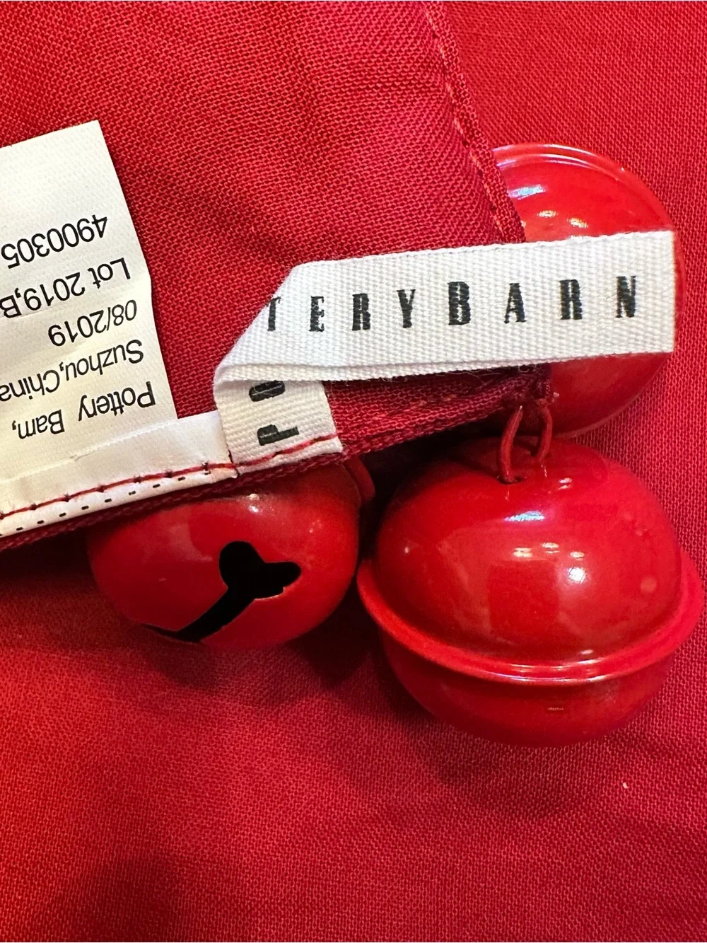 Pottery Barn Sleigh Bell Crewel Emroidered Cotton Table Throw